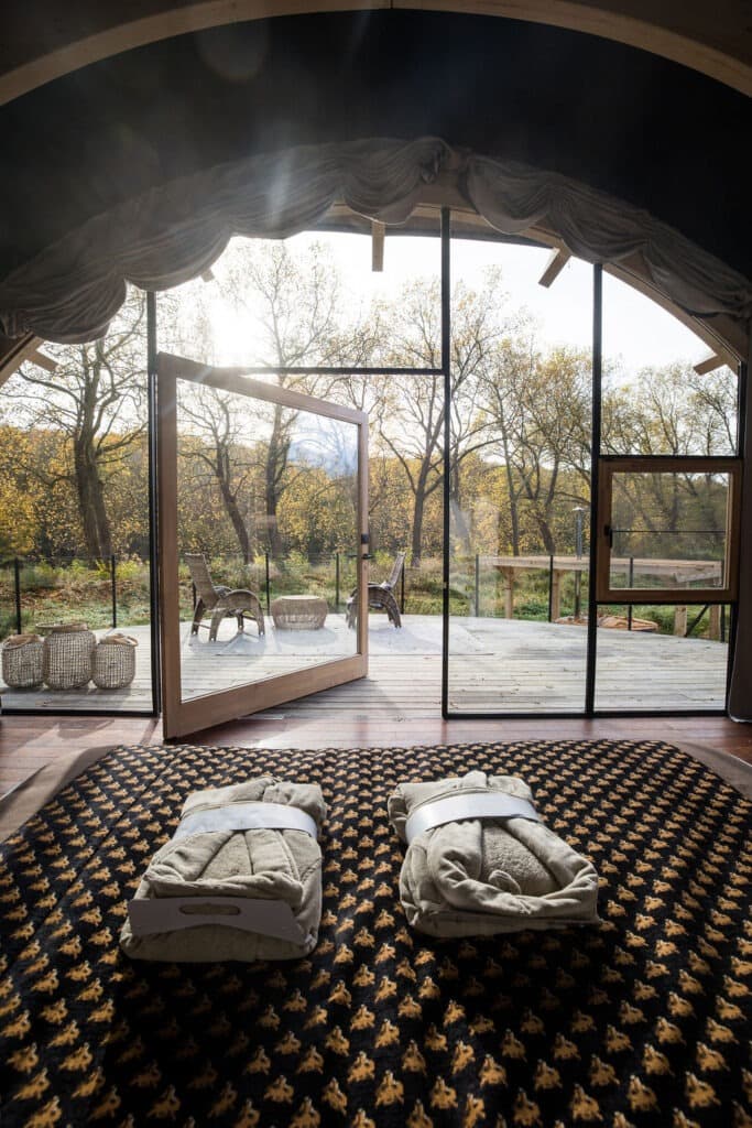 Room8 — Glamping de luxe Parc du Château de Huldenberg