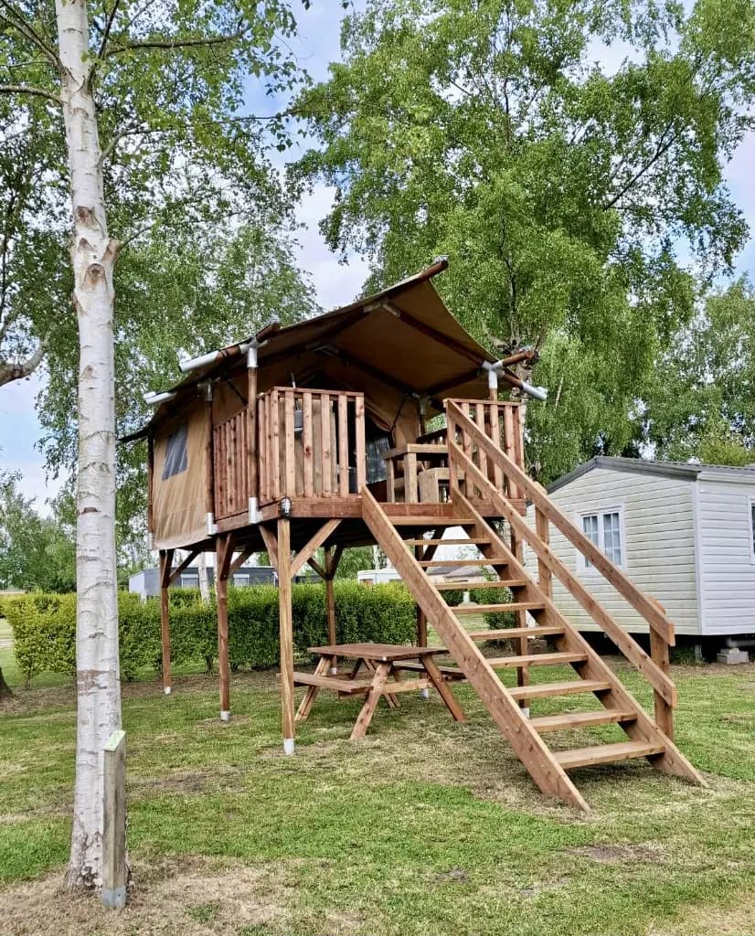 Tente Lodge Junior — Perchée 2,50m