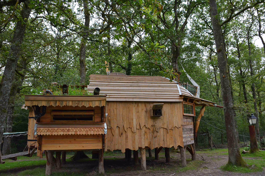 Atlanthies — Cabane naufragée dans les arbres