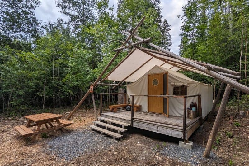 Le Camp du Trappeur — Tente prospecteur historique