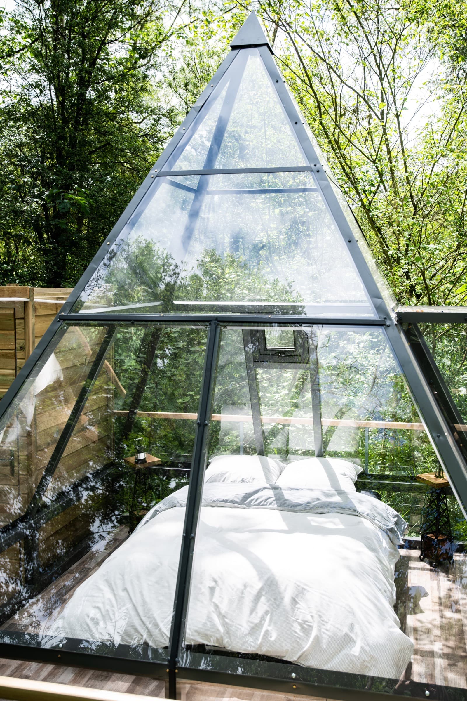 La Pyramide — Forme géométrique unique