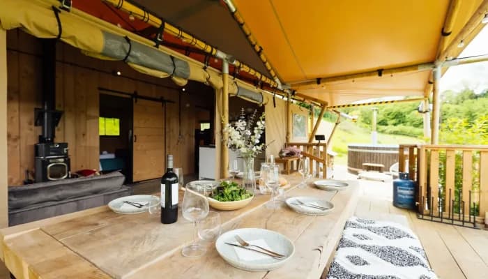 Grisway Lodge (groups + larger stays)