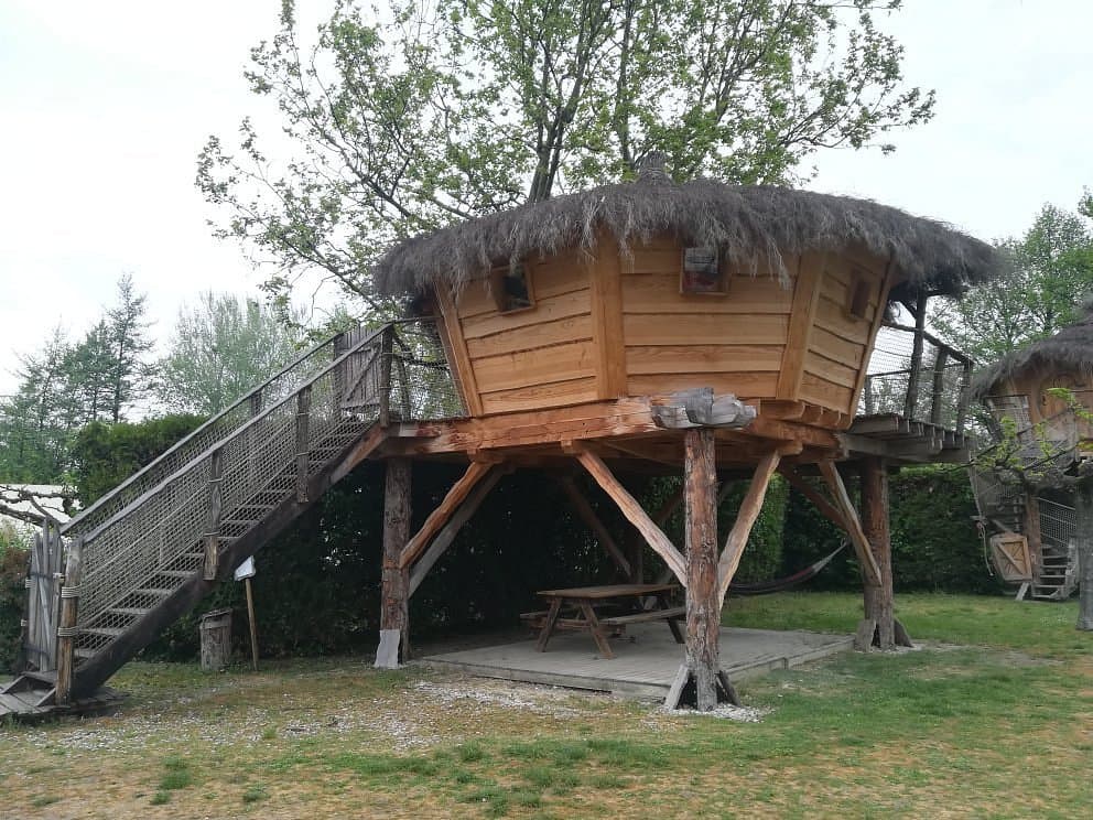 CABANE DE PAN 2/4 PERS