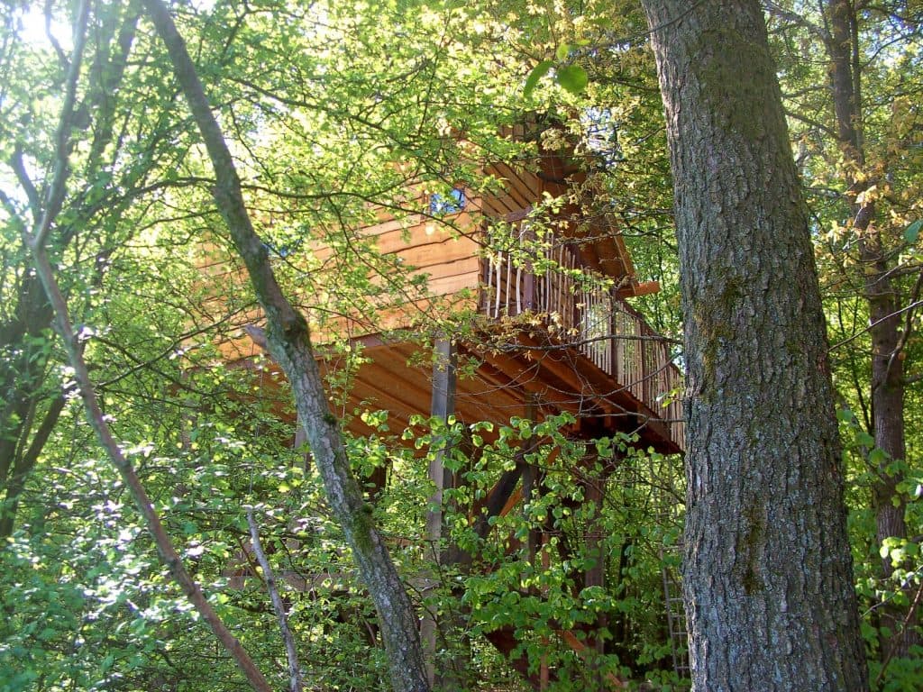 La Case de l'Oncle Henri — Cabane insolite