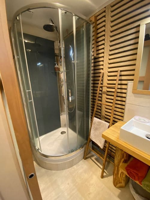 2 x Twin rooms