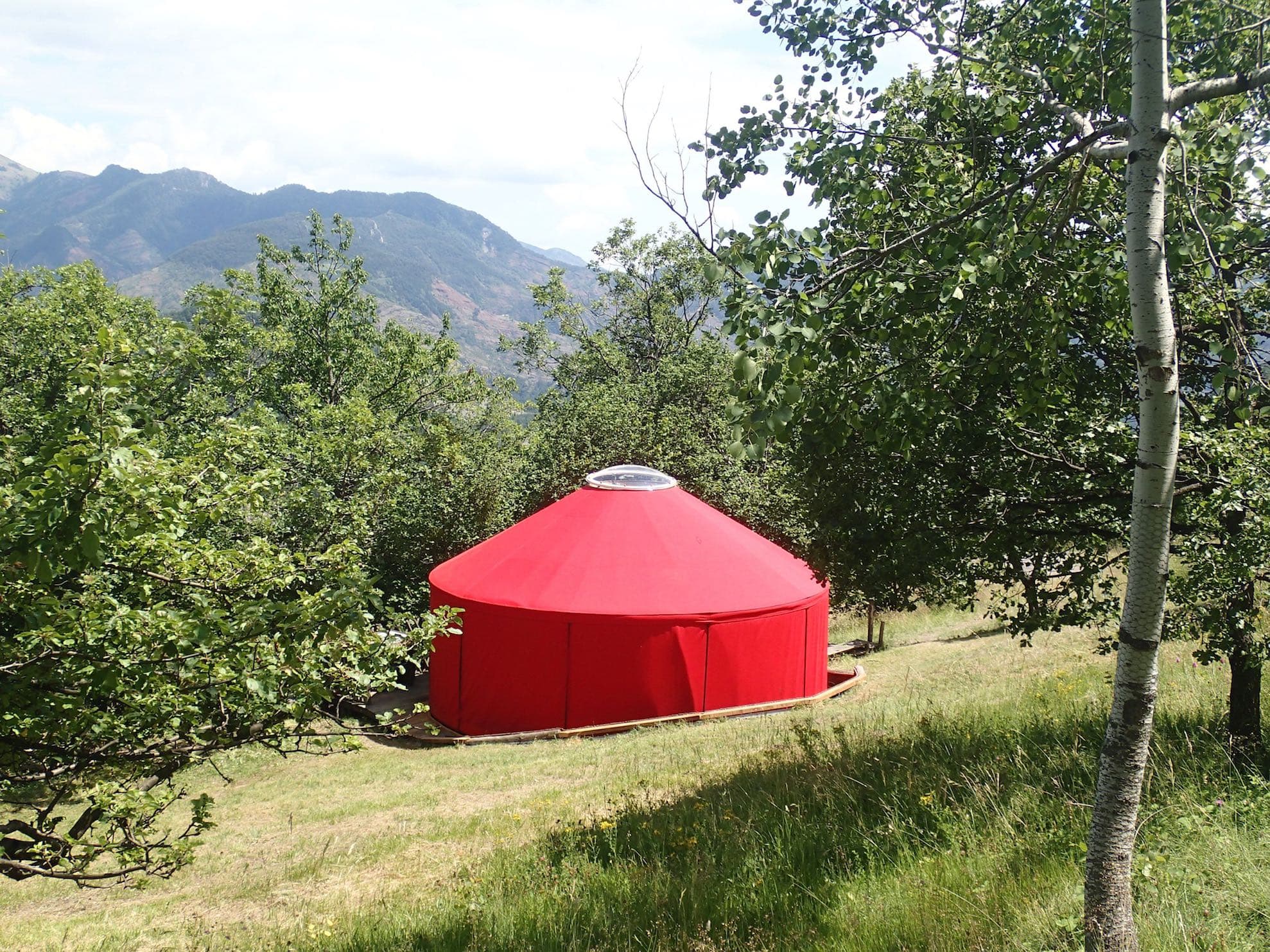 Yourte contemporaine alpine 2