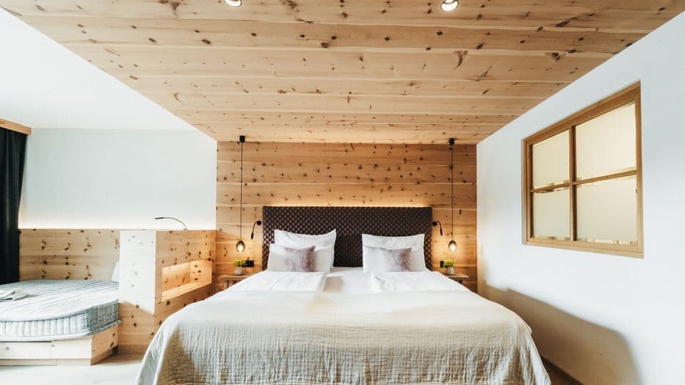 Swiss pine Suite Sunset