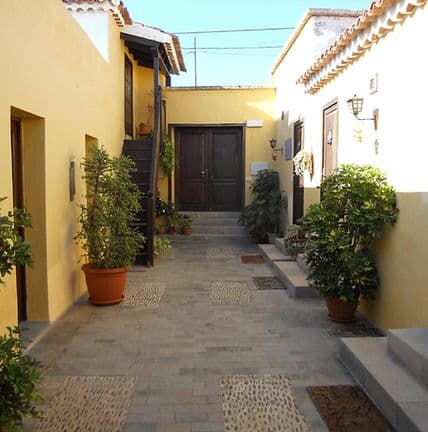 Casa Rural Antón Piche (parejas y viajeros)